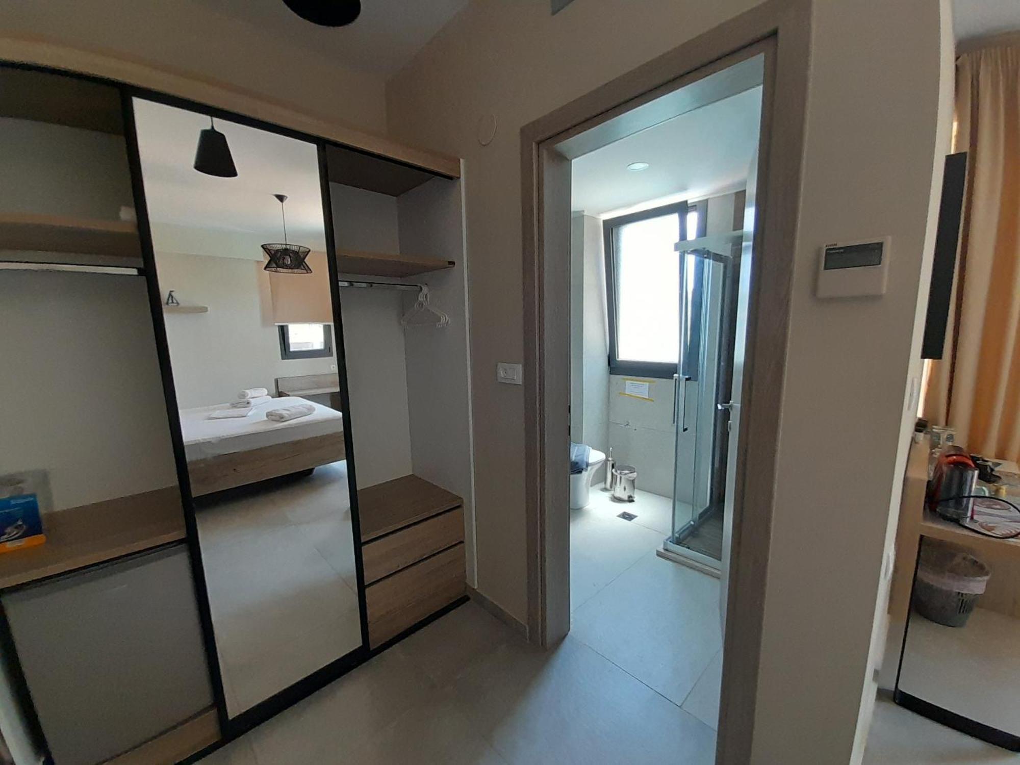 SívotaMarival Luxury Living - Adults Onlyアパートメント 部屋 写真
